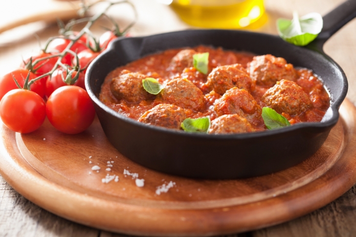 Fleischbällchen-Tomatensauce 163784633 Fleischbällchen in Tomatensauce