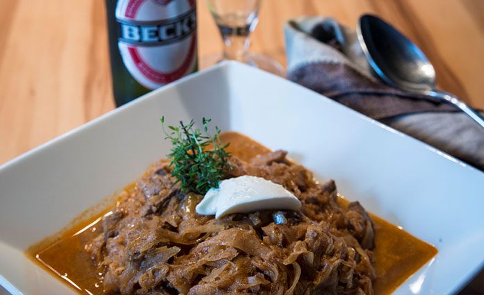 Szegediner Krautfleisch - welovefamily.at