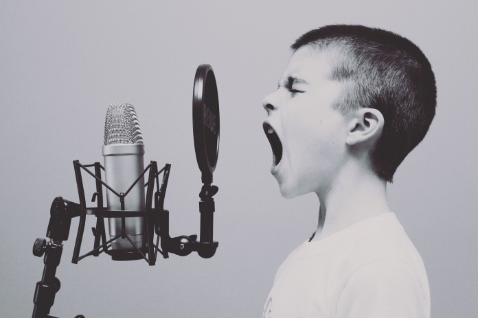 pixabay-microphone-1209816_1920