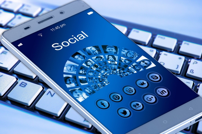 pixabay-mobile-phone-1917737_1920